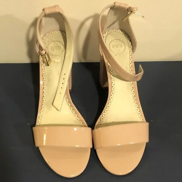 1901 Blush Pink Haiden Convertible Ankle Strap Sandal - Picture 4 of 7